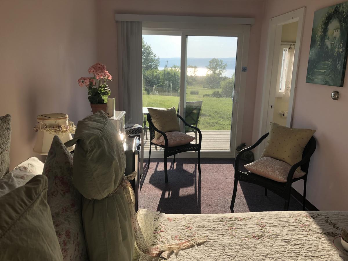 Savannah House Wine Country Inn & Cottages Himrod Екстериор снимка