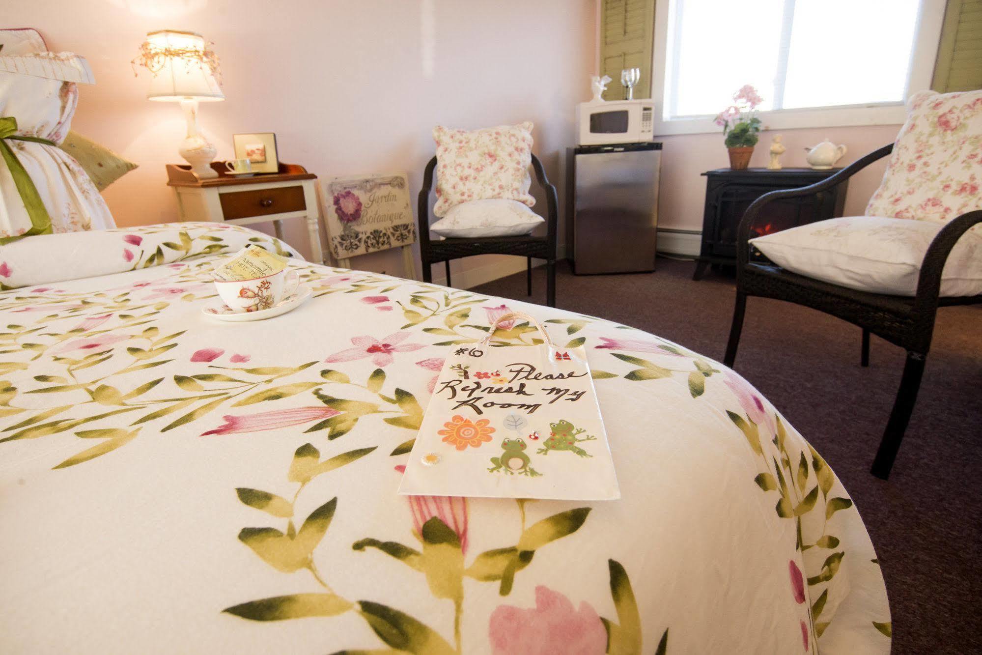 Savannah House Wine Country Inn & Cottages Himrod Екстериор снимка