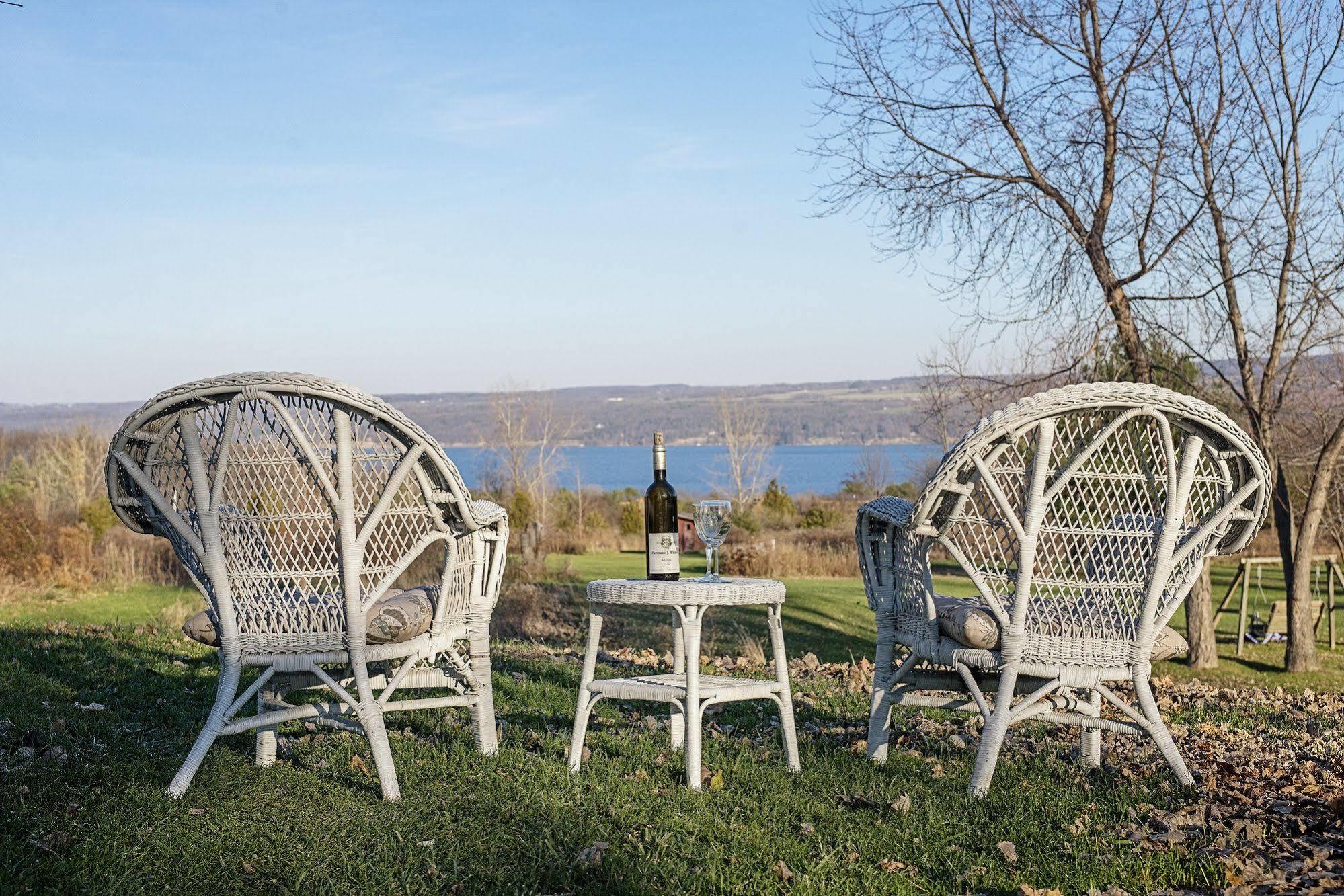 Savannah House Wine Country Inn & Cottages Himrod Екстериор снимка
