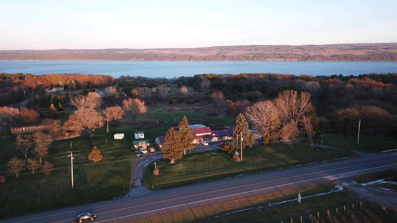 Savannah House Wine Country Inn & Cottages Himrod Екстериор снимка